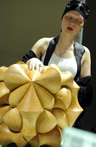 Kézzelfogható kiállítás a Szépmûvészetiben