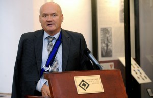 Hende Csaba