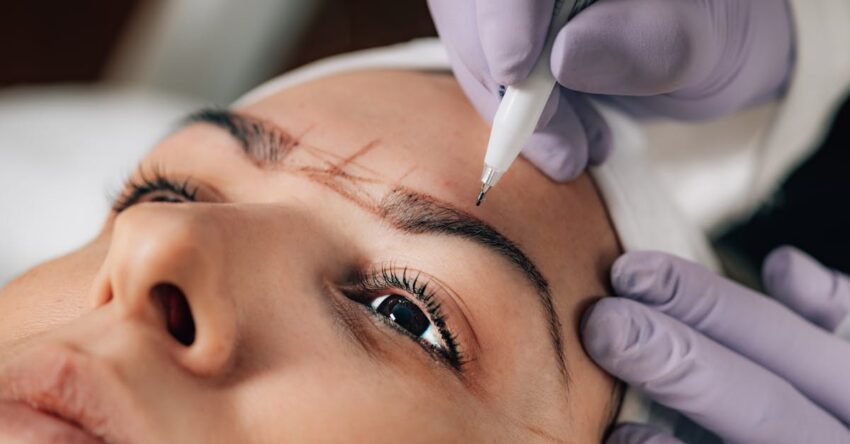 Természetes szemöldök tetoválás az Apollon Beauty szépségszalon Debrecenben